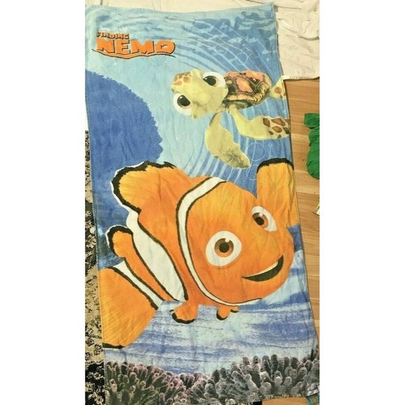 Disney/Pixar Finding Nemo Bath Disney Pixar Finding Nemo Dory Crush